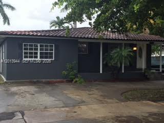 Foto del edificio - 335 NE 114th St