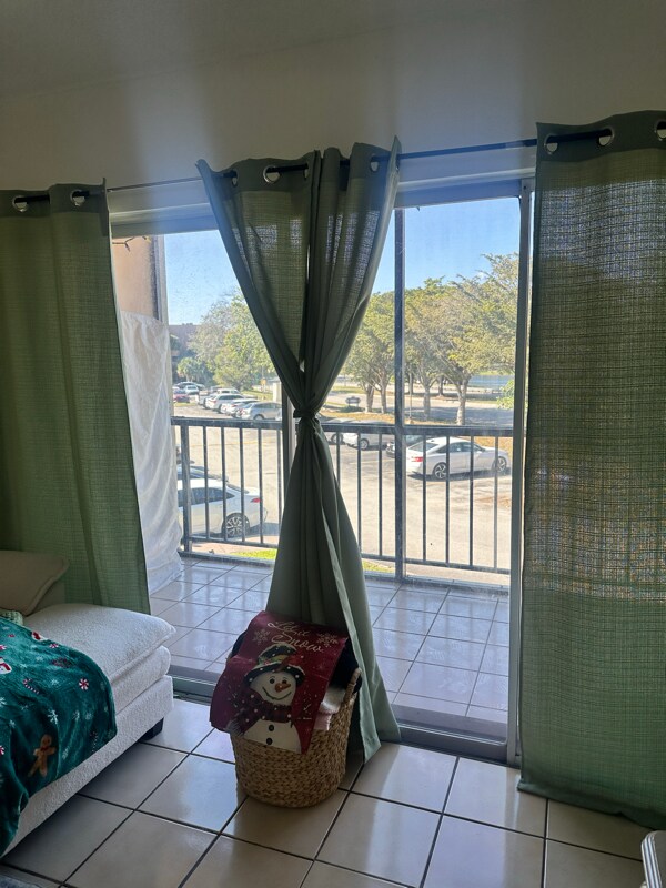 Foto del edificio - 9120 Fontainebleau Blvd