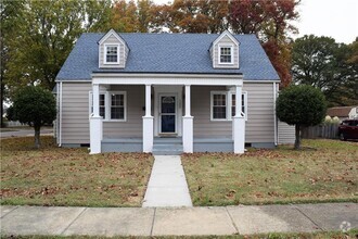 Building Photo - 1200 Tallwood St