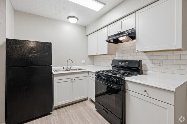 Estudio - 366 pies cuadrados - Cocina - Rock Creek