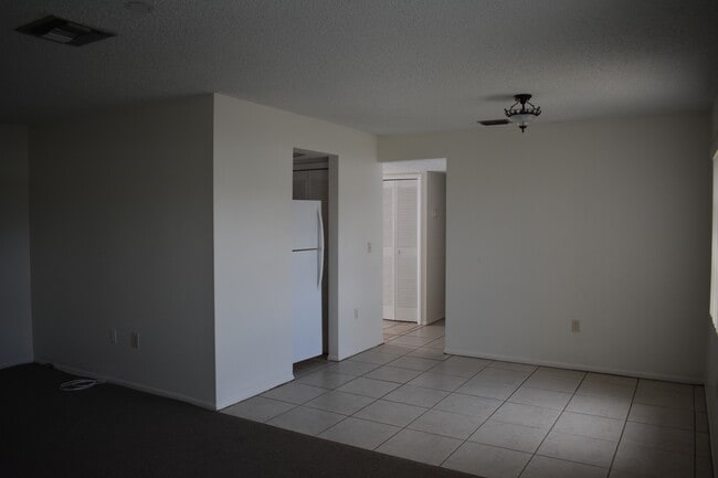 Building Photo - 4008 Audubon Dr
