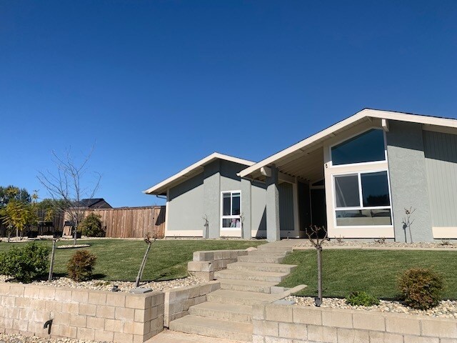 Foto del edificio - 4641 Cameo Dr