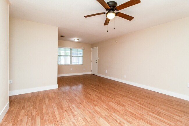 Foto del edificio - Pretty 3BR 2BA now leasing!