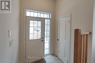 Building Photo - 305 Garner Rd W