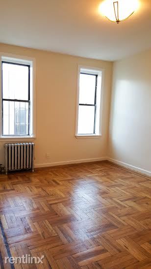 Building Photo - 107 Linden St