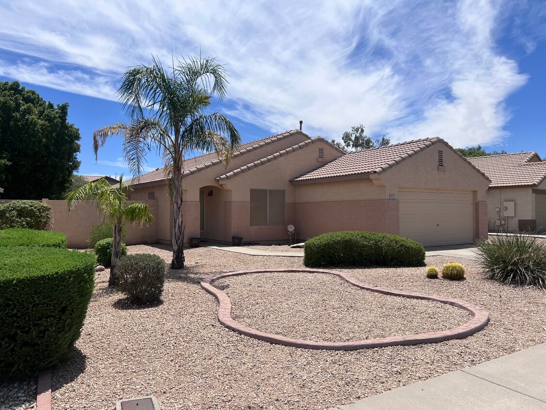 Primary Photo - 8021 W Joedad Terrace