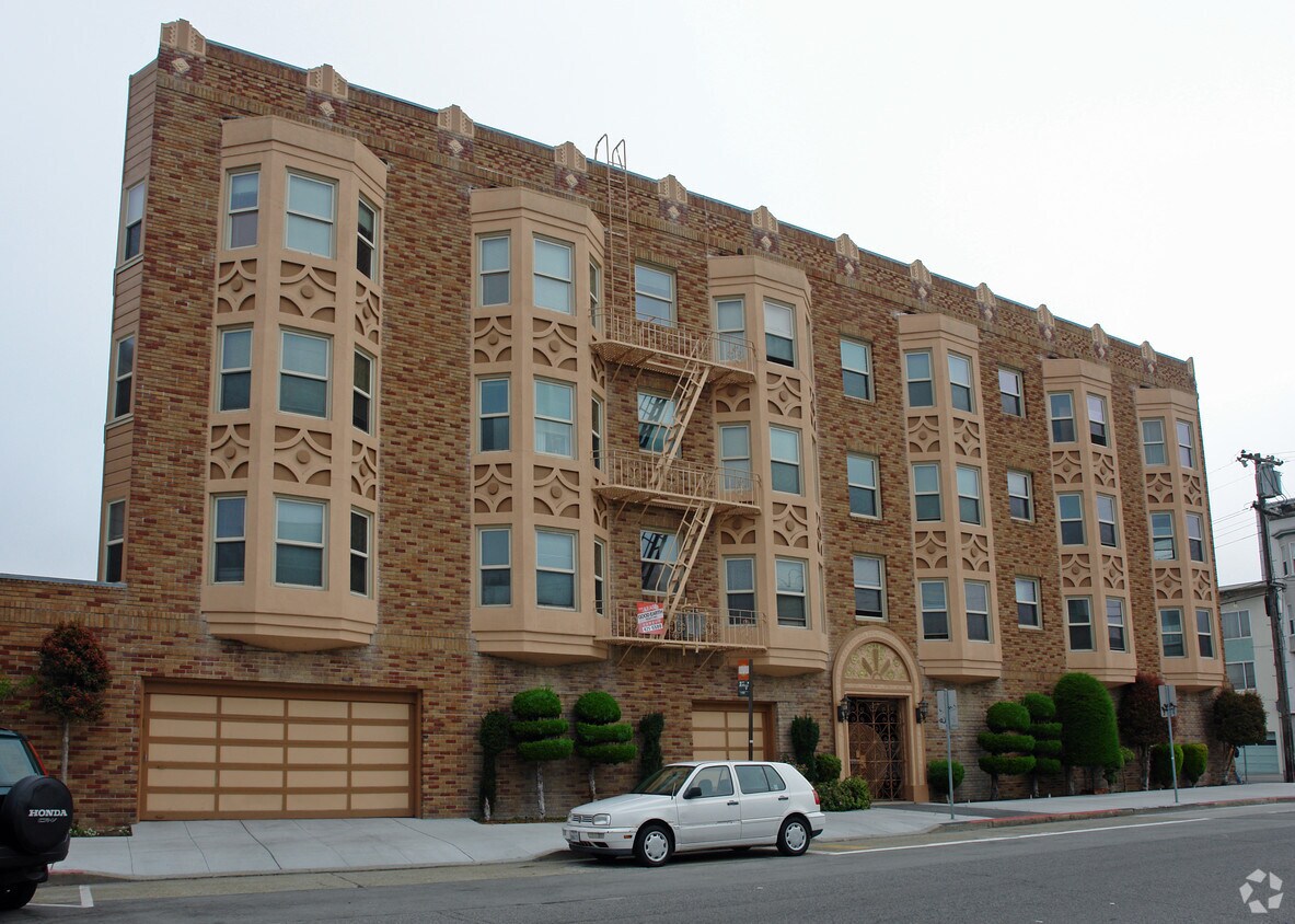 Foto del edificio - 1600 Clement St