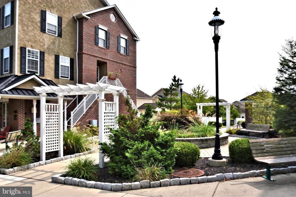 Foto principal - 3940 Ashland Dr