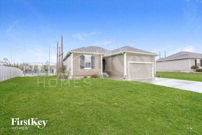 Foto del edificio - 21902 Crystal Ave
