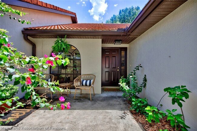Building Photo - 2845 Palo Verde Dr