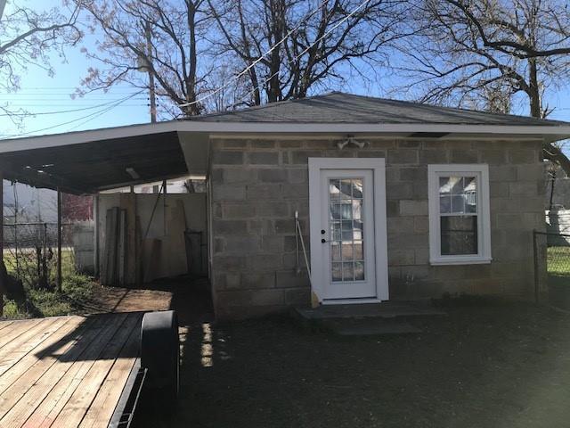 Primary Photo - 910 Pecan St