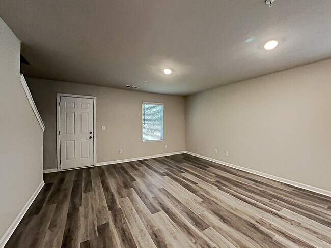 Foto del edificio - 1079 Benfield Ridge