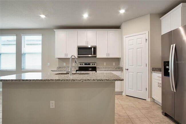Building Photo - 3104 Cassidy Ln