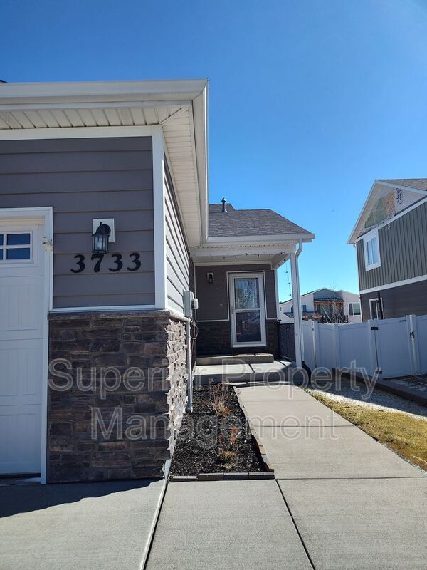 Foto del edificio - 3733 Gunsmoke Rd