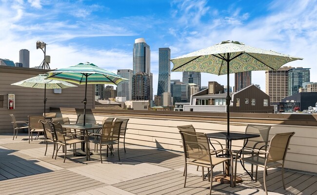 Foto del edificio - 1614 Summit Ave