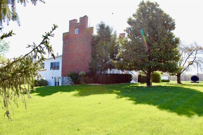 Foto del edificio - 5603 W Dry River Rd
