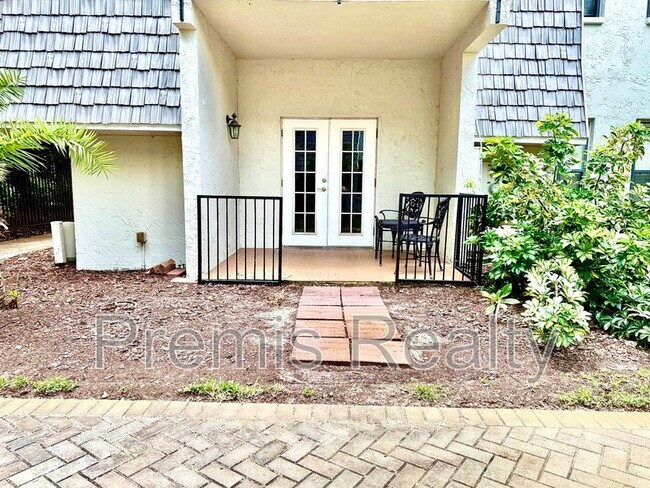 Photo - 720 Lyndhurst St Apartment