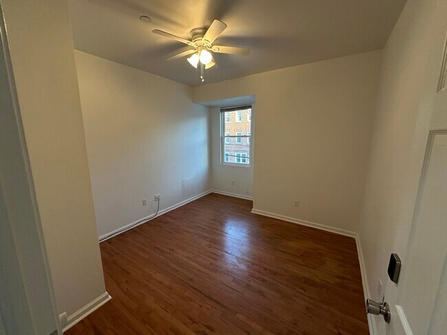 Foto del edificio - 601 N 39th St