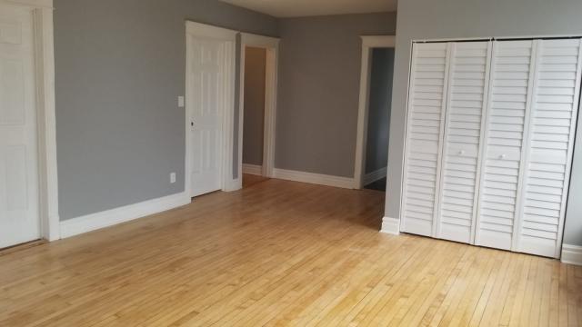 Building Photo - 3 bedroom in Chicago IL 60623