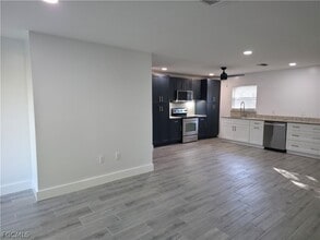 Building Photo - 4474 E Riverside Dr