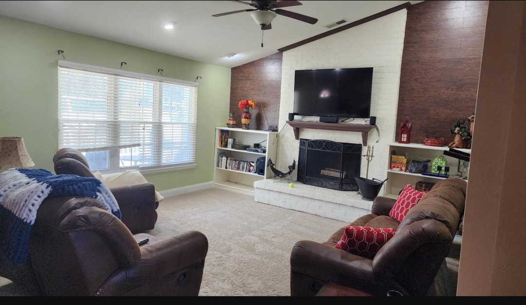Sala de estar del área común - 8310 Park Vista Cir