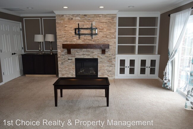 Building Photo - 8249 W Annsbury Cir