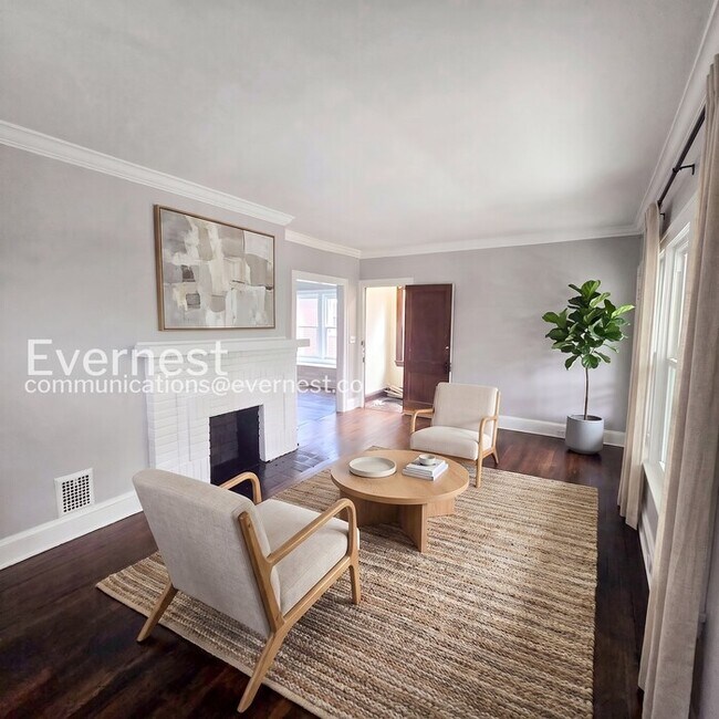 Foto del edificio - 3411 Beechwood Ave