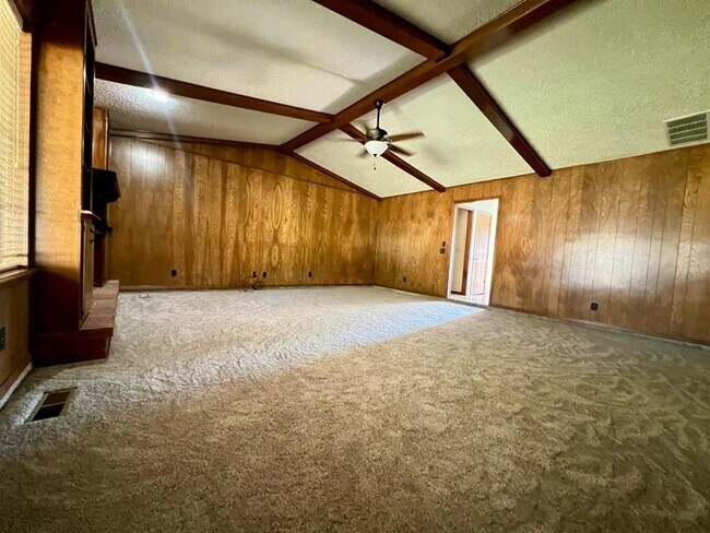 Foto del edificio - 1329 NE 20th Pl