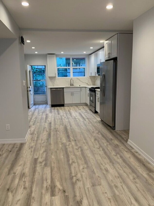 911 Hoffman St, Philadelphia, PA 19148 Townhome Rentals in