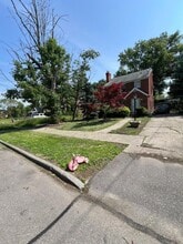 Building Photo - 5214 Hereford St