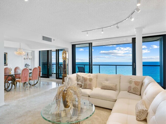 Foto del edificio - 2727 S Ocean Blvd