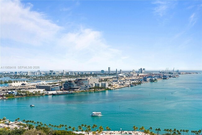 Foto del edificio - 50 Biscayne Blvd