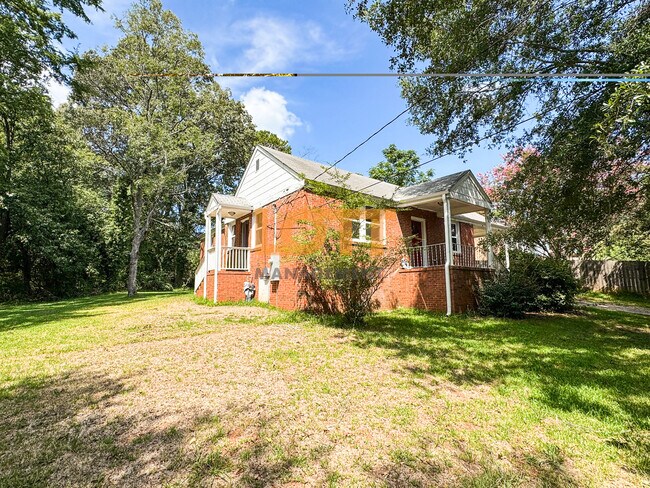 Building Photo - 638 Old Augusta Rd