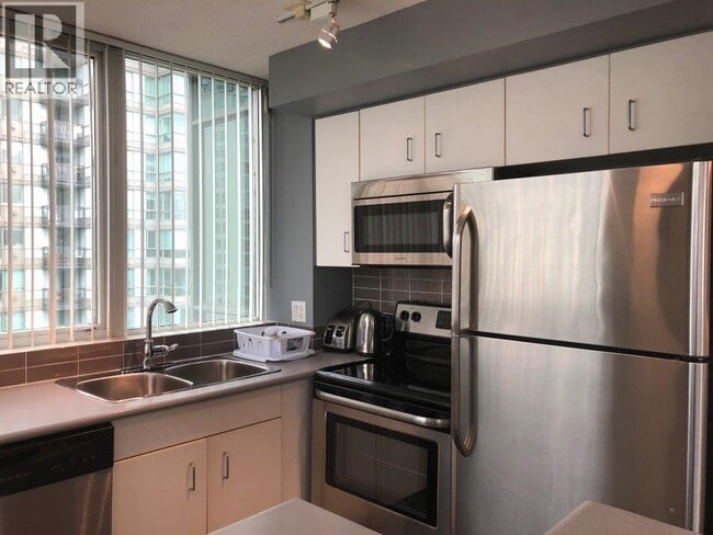 Photo du bâtiment - 555 Jervis St