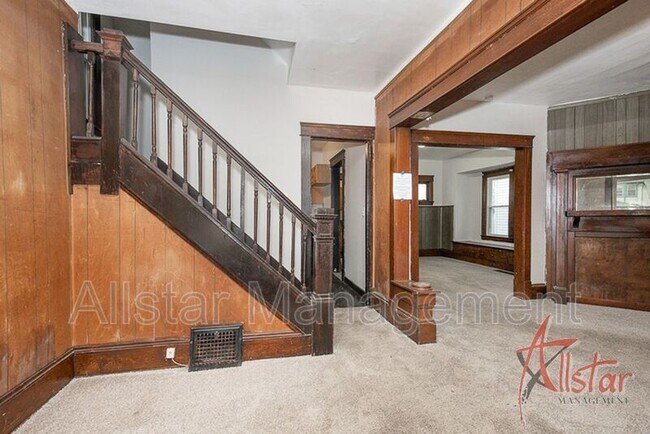 Foto del edificio - 2045 W 89th St