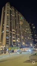 Building Photo - 400 E Randolph St