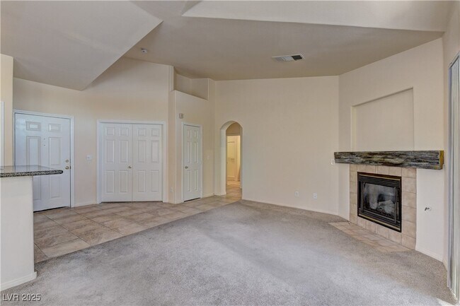 Foto del edificio - 7250 White Dove Dr