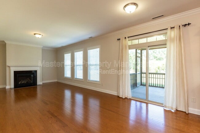 Foto del edificio - 4020 Vallonia Dr