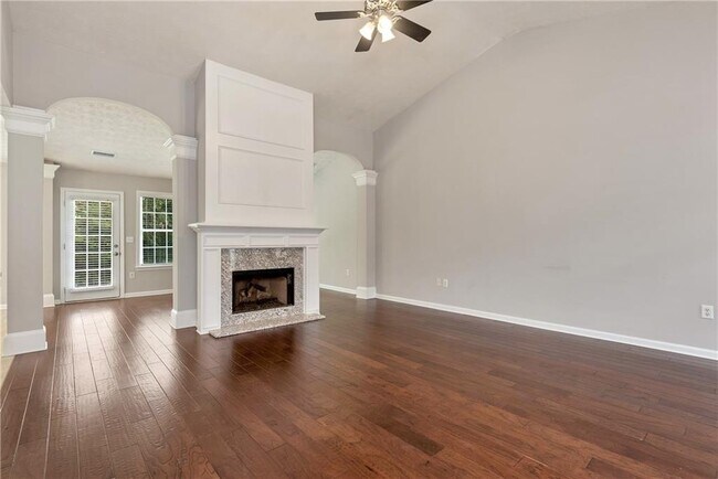 Building Photo - 1480 Ridgemill Terrace NE