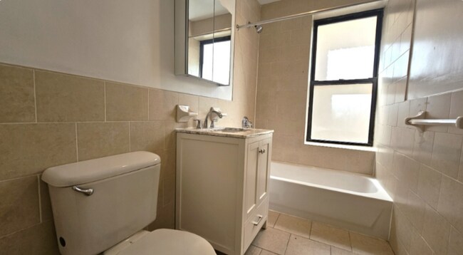 Foto del edificio - W. 183rd St