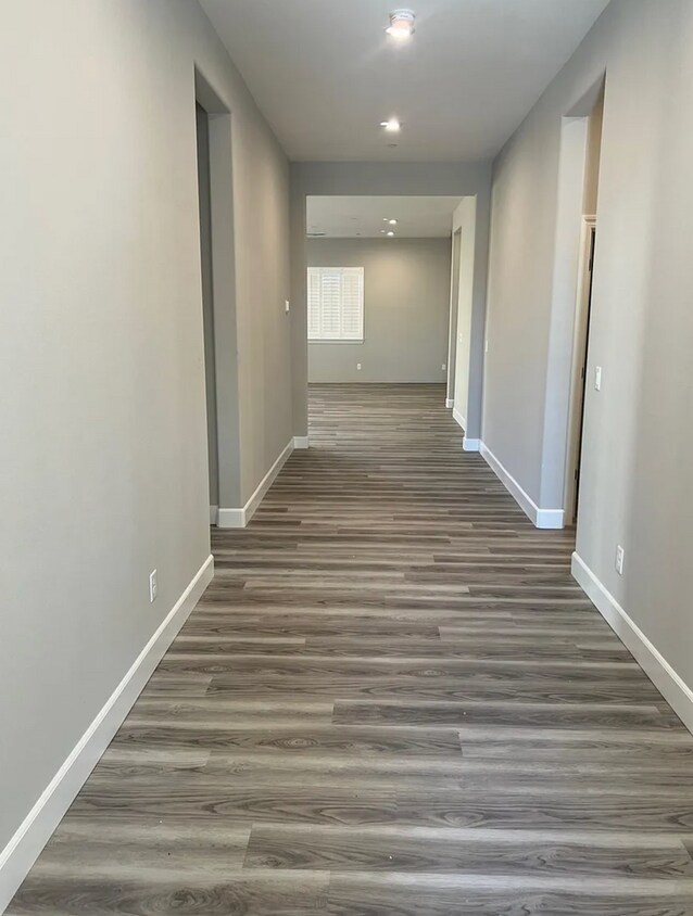 Foto del edificio - Beautiful 5 bed / 4 bath