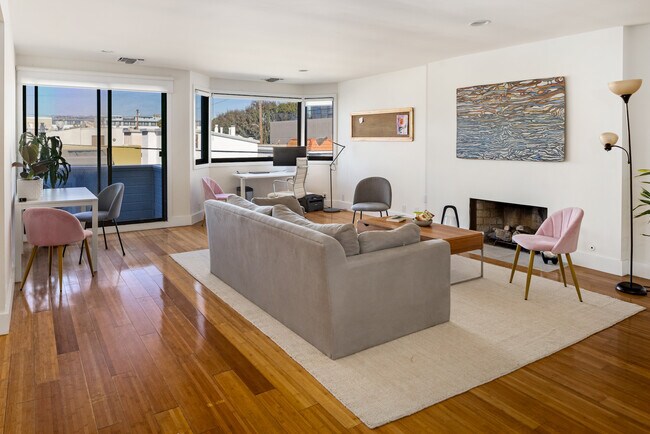 Sala de estar - 18 N Venice Blvd