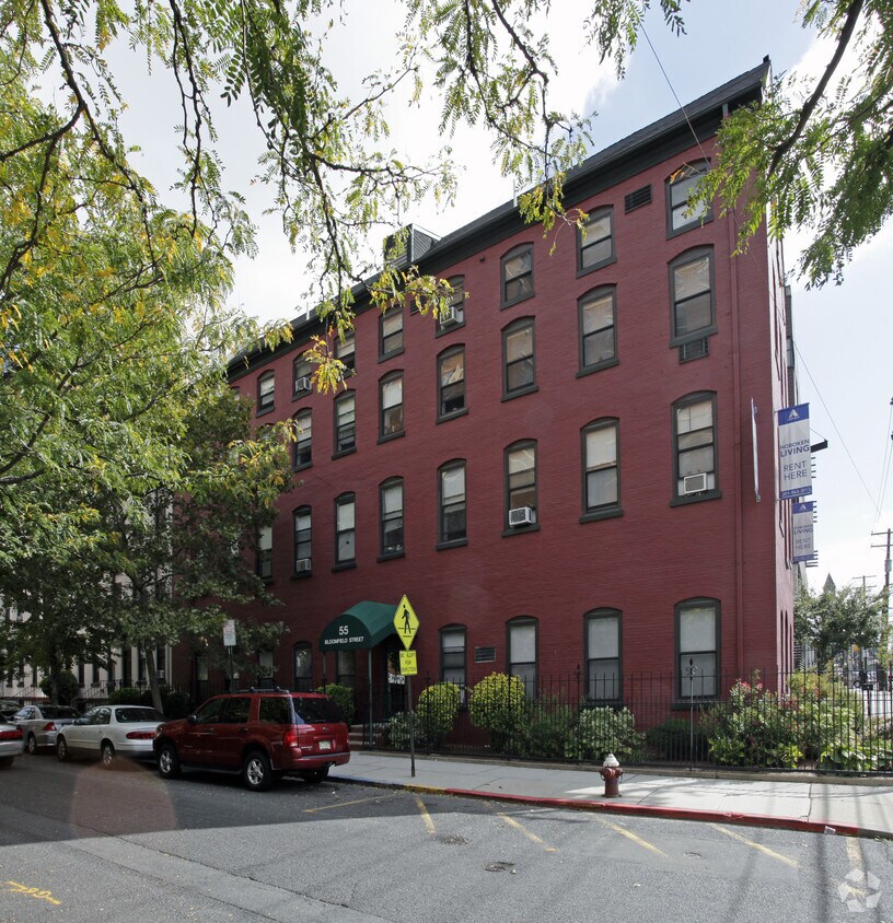 Primary Photo - Westview Apartments
