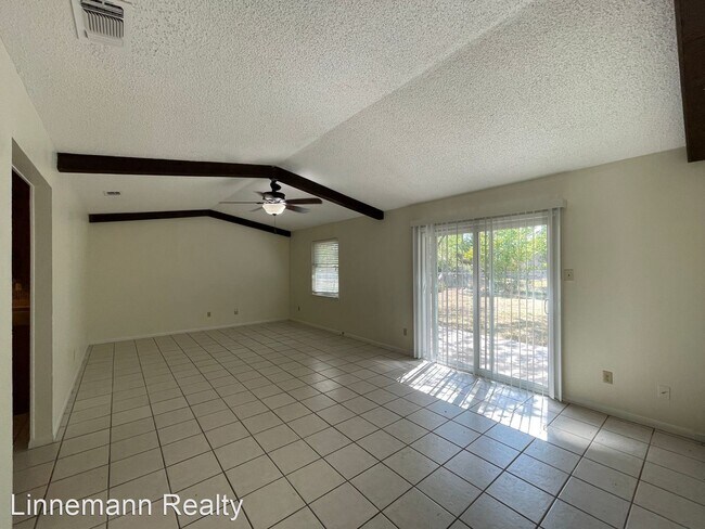 Foto del edificio - 3 br, 1.5 bath House - 2404 Andover Drive