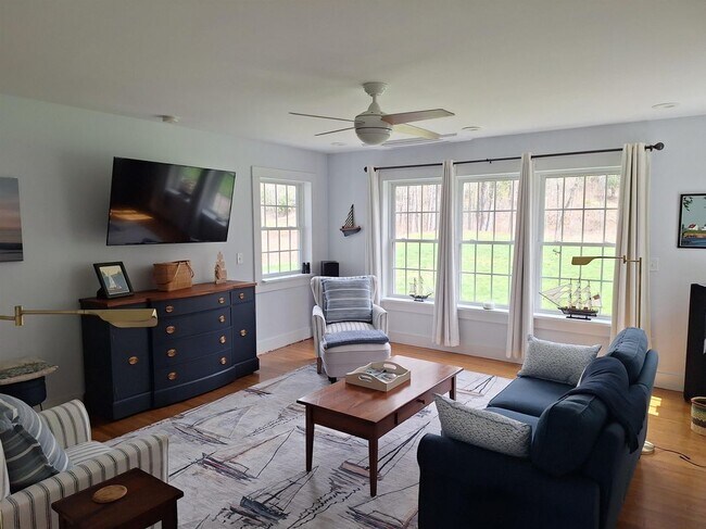 Building Photo - 47 Lower Cemetery Rd