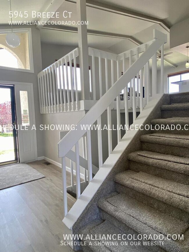 Foto del edificio - 5945 Breeze Ct