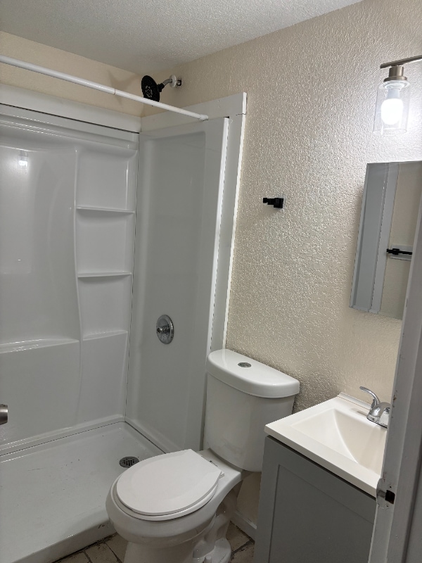 Foto del edificio - 90 W Cowles St