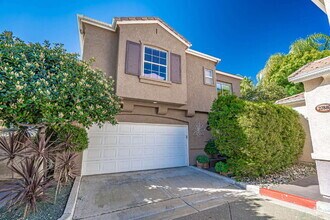 Building Photo - 27887 Skycrest Cir Dr