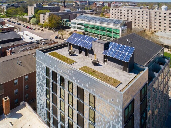 Foto del edificio - $1,130 | Studio Apartment - Fully Furnishe...