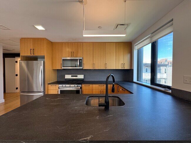 Foto del edificio - 53 Gardner St